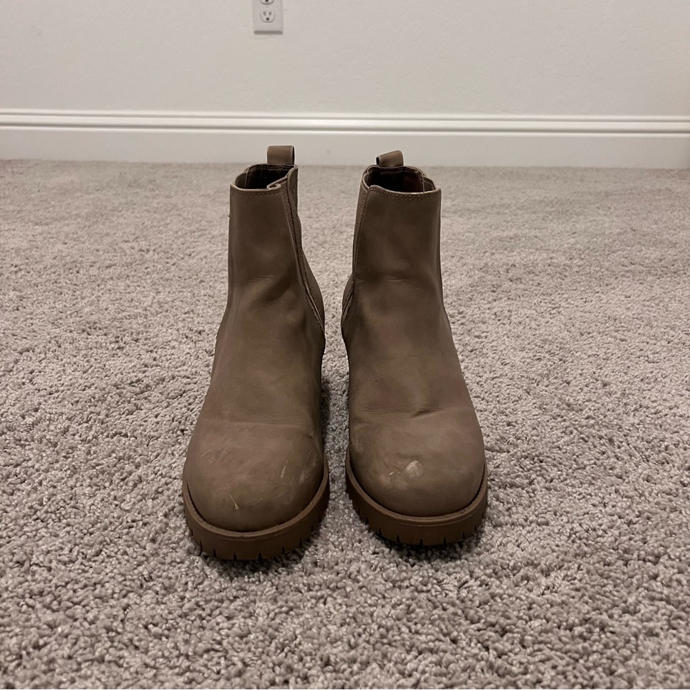 Women’s Taupe Leather Ankle Boots